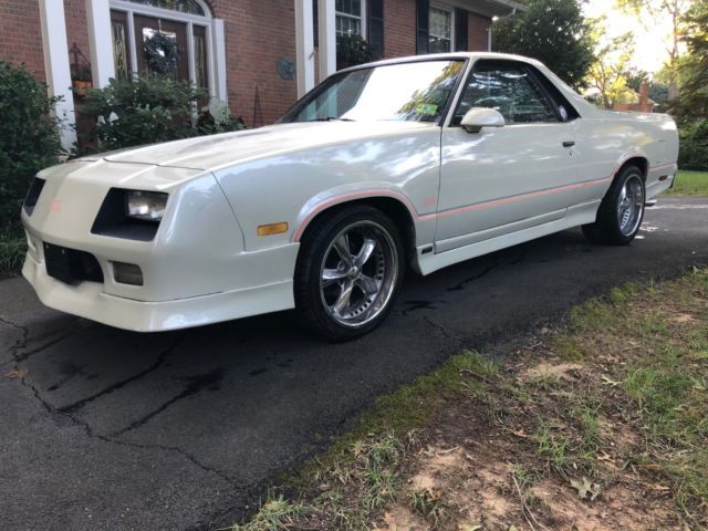 1984 Chevrolet El Camino Designer Series - photo 2