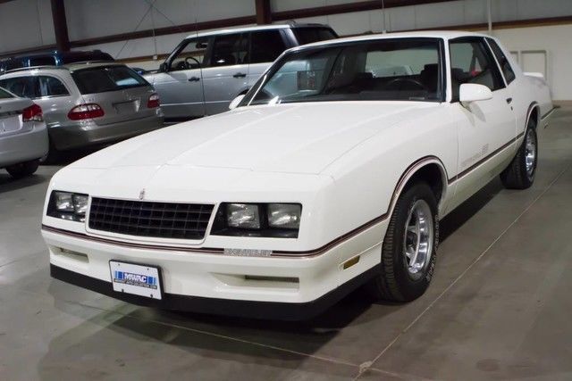 1986 Chevrolet Monte Carlo Base Coupe 2-Door - photo 2