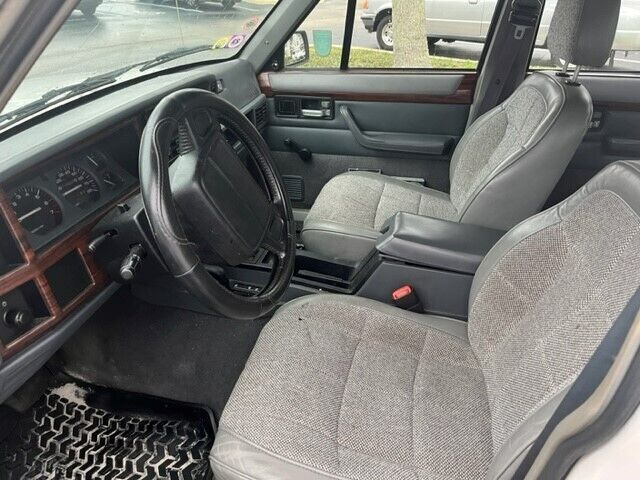 1992 Jeep Grand Cherokee - photo 6