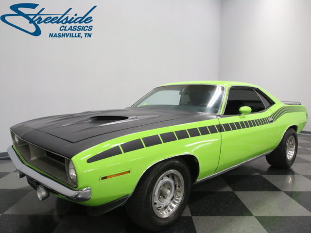 STANDOUT LIME GREEN PAINT, BIG BLOCK 440, POWER STEERING, NICE INTERIOR, MOPAR! 1970 Plymouth Barracuda