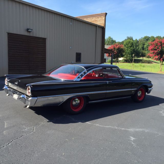 1961 Ford Galaxie STARLINER - photo 3