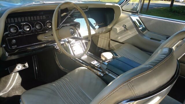 1965 Ford Thunderbird MODEL CORRECT - photo 2