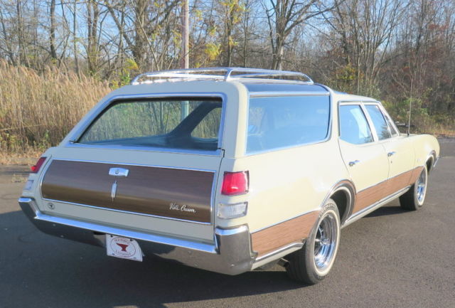 1968 Oldsmobile Cutlass Vista Cruiser - photo 10