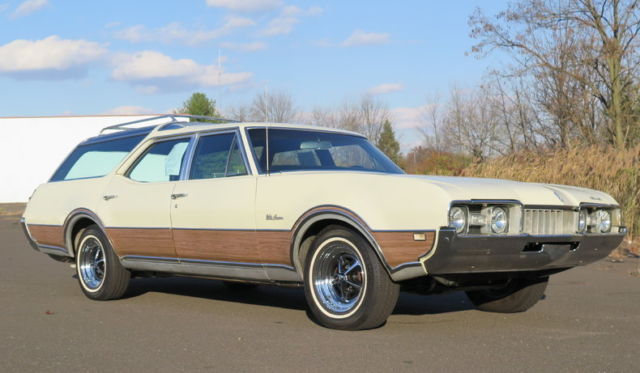1968 Oldsmobile Cutlass Vista Cruiser - photo 6