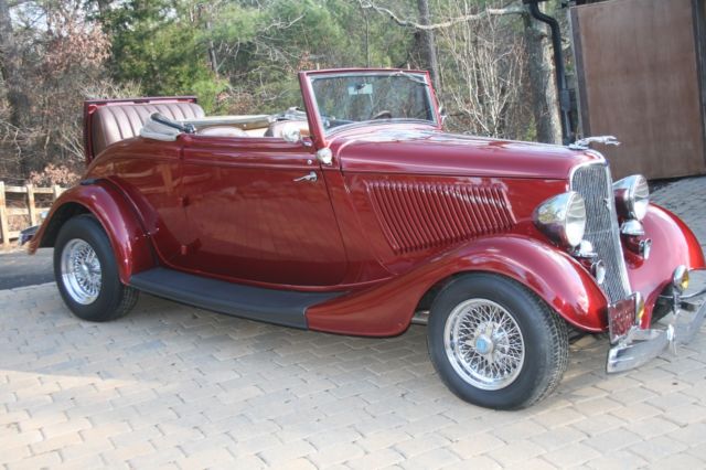 1933 Ford cabriolet - photo 2