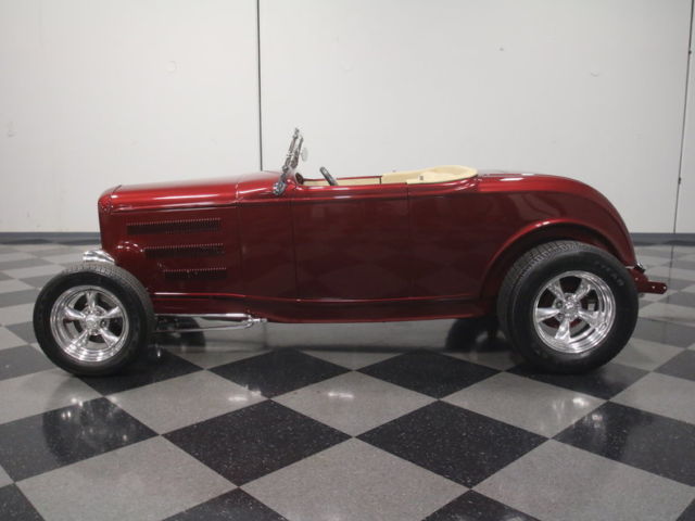 1932 Ford Roadster - photo 3