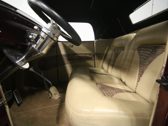 1932 Ford Roadster - photo 5
