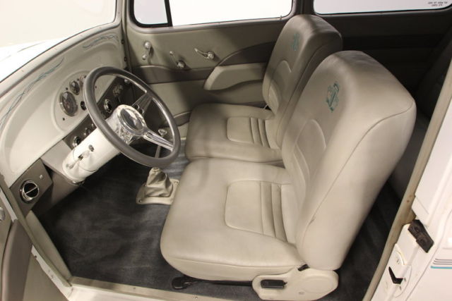 1934 Chevrolet Sedan - photo 3