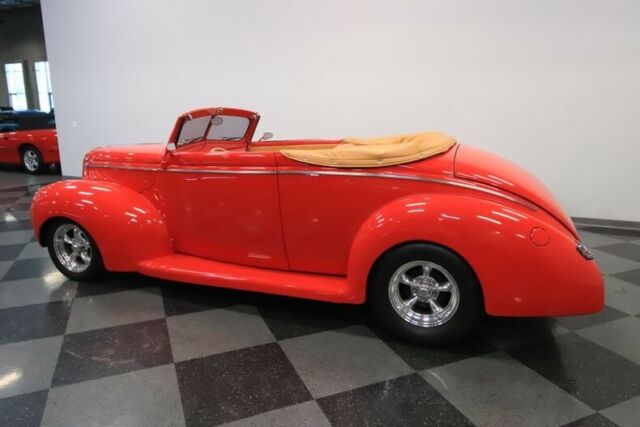 1940 Ford Deluxe Convertible - photo 9