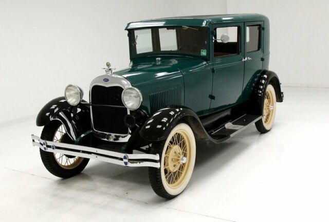 Steel Exterior Mohair Aplenty Interior Running 4 Cylinder Engine Rear Trunk 1929 Ford Model A