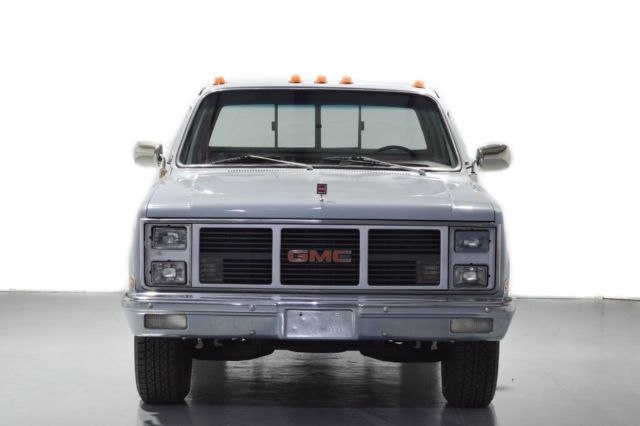 1982 GMC Sierra 2500 C25 - photo 3