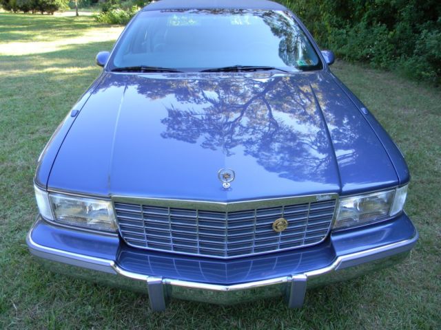1994 Cadillac Fleetwood - photo 2