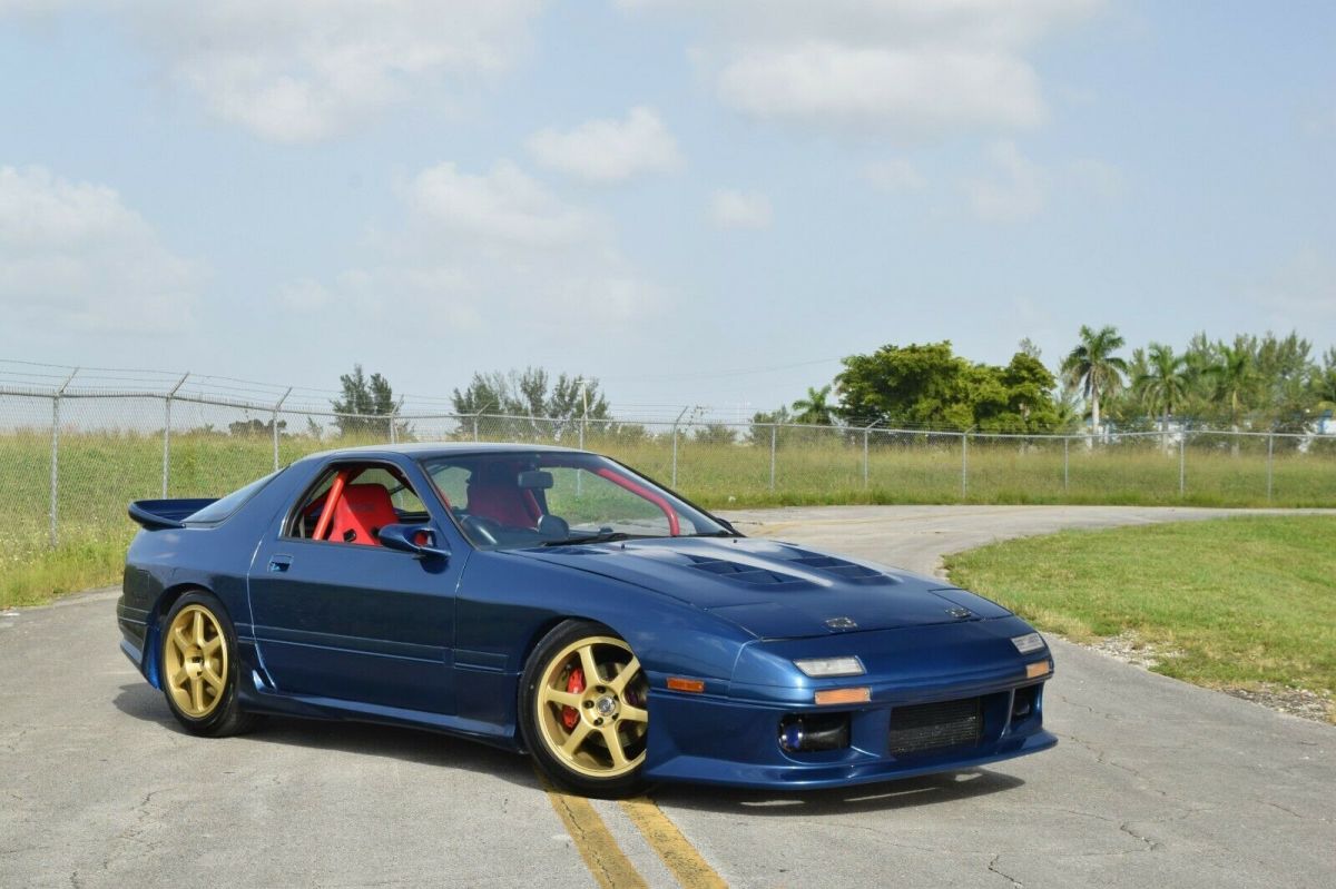 STILL WAY Built 400HP TD06 Single Turbo/ Bride Seats/Cage/ JDM / Full Suspension 1990 Mazda RX-7 FC