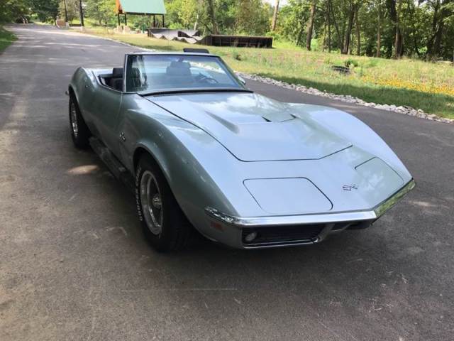 1969 Chevrolet Corvette Convertible - photo 10