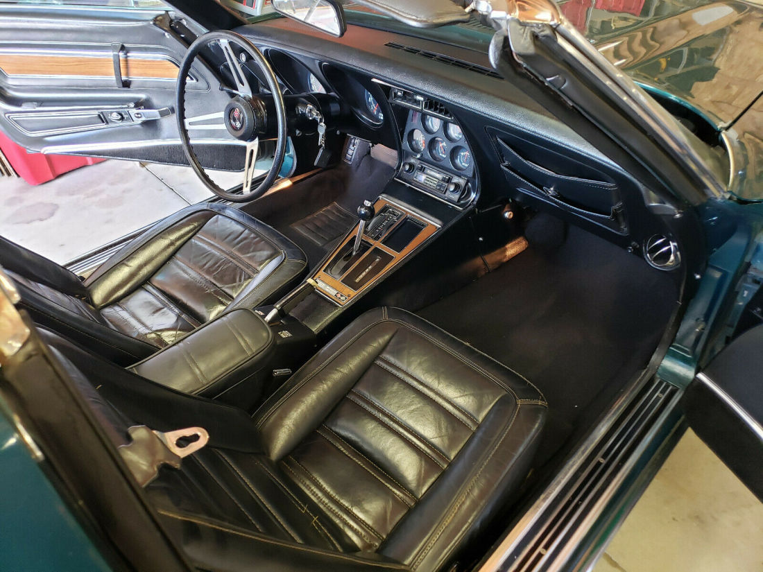 1973 Chevrolet Corvette Deluxe Leather - photo 11