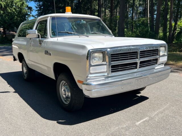 Stock, 360, cancer free, ex WA state vehicle AW100 AW150 1991 Dodge Ramcharger