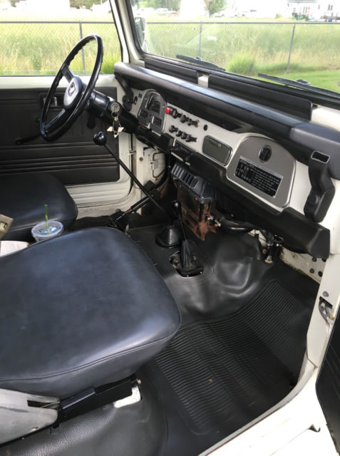 1981 Toyota Land Cruiser FJ40 - photo 12