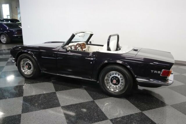 1971 Triumph TR-6 -- - photo 9