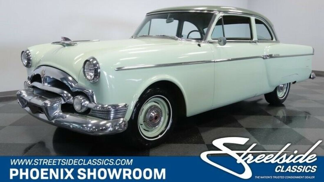 Straight 8 Auto Green Classic Vintage Collector Rare Two-Tone Rare Cruiser 1954 Packard Clipper Deluxe