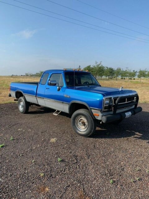 Straight and clean 1993 First Gen Diesel 3/4 ton 4wd 1993 Dodge Ram 2500