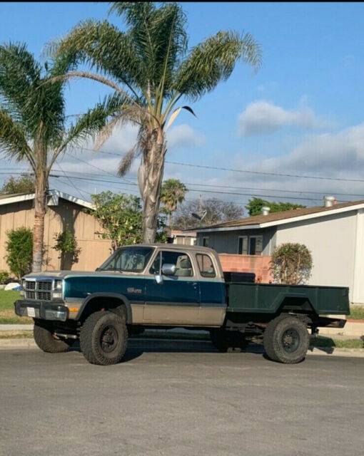 Straight and clean 1993 First Gen Diesel 3/4 ton 4wd 5 Speed! 1993 Dodge Ram 2500