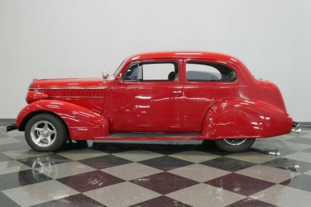 1938 Pontiac Sedan Humpback - photo 8