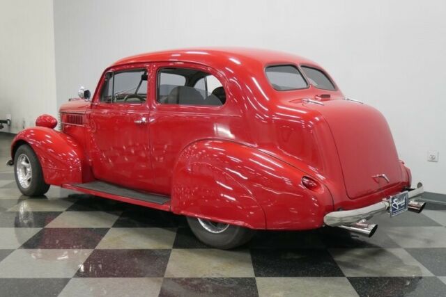 1938 Pontiac Sedan Humpback - photo 9