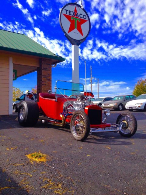 Street Rod T Bucket Turtle deck with a 671 Blown 350 Chevy Hotrod 1923 Ford Model T Street Rod
