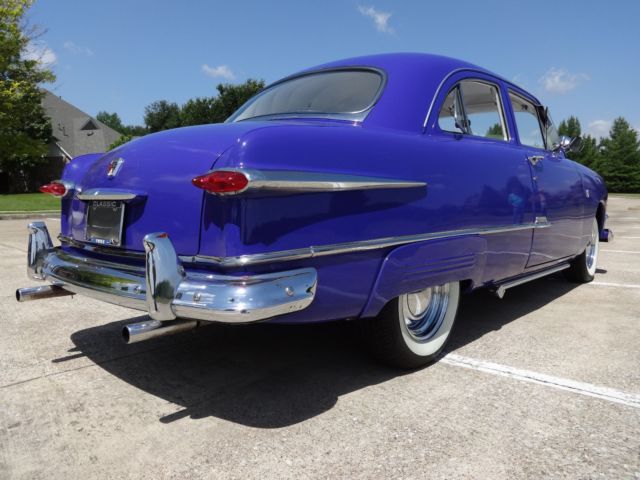 1951 Ford Two-Door Sedan CUSTOM DELUXE TUDOR - photo 3