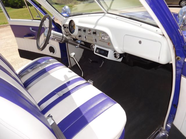 1951 Ford Two-Door Sedan CUSTOM DELUXE TUDOR - photo 8