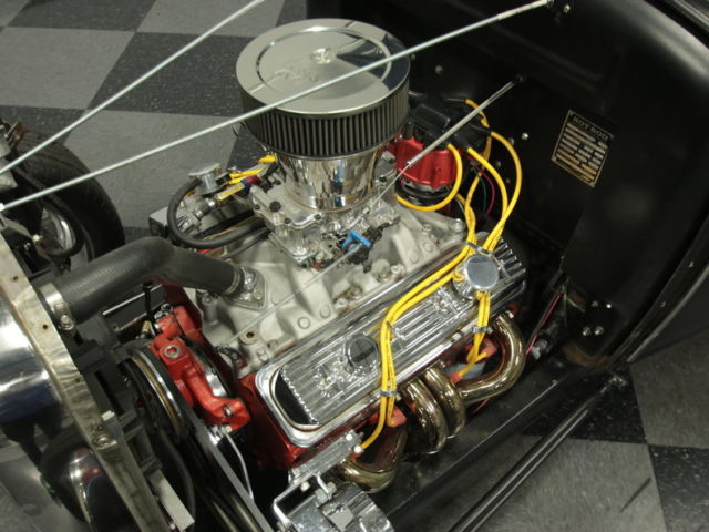1931 Ford Tudor Sedan - photo 3