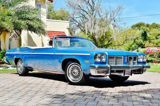 Striking 1975 Oldsmobile Delta 88 Convertible A/C Power Steering, Power Top 1975 Oldsmobile Delta 88 Convertible 350 Power Steering Disc Brakes Power T