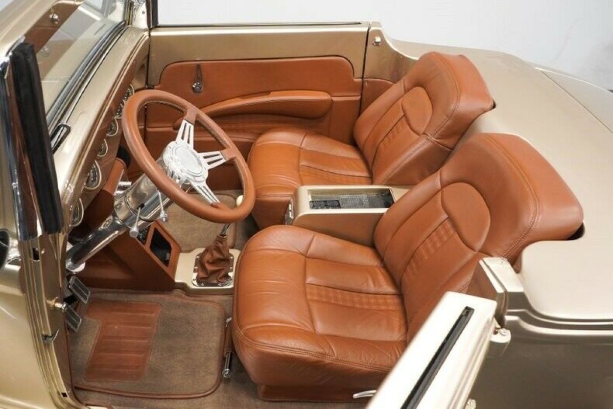 1932 DeSoto SC - photo 5