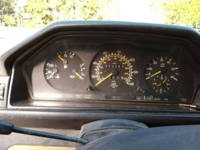 1987 Mercedes-Benz 300-Series - photo 2