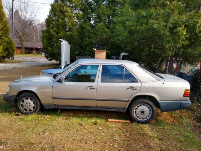 1987 Mercedes-Benz 300-Series - photo 3