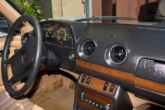 1984 Mercedes-Benz 300-Series - photo 13