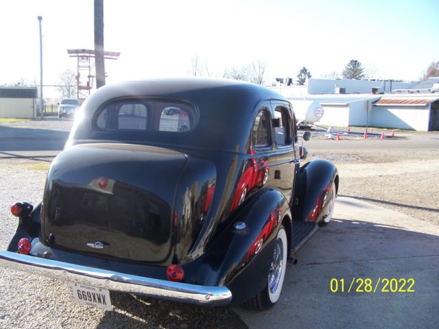 1937 Studebaker Dictator - photo 4
