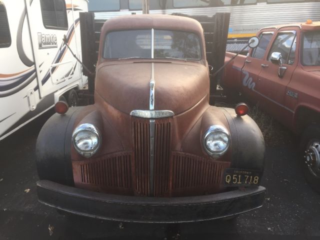 1949 Studebaker Flat bed