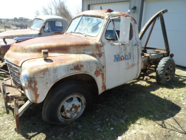 Studebaker 2R15 21 Old Mobil Gas Station Antique Tow Wrecker Truck Pickup Rare 1950 Studebaker 2R15