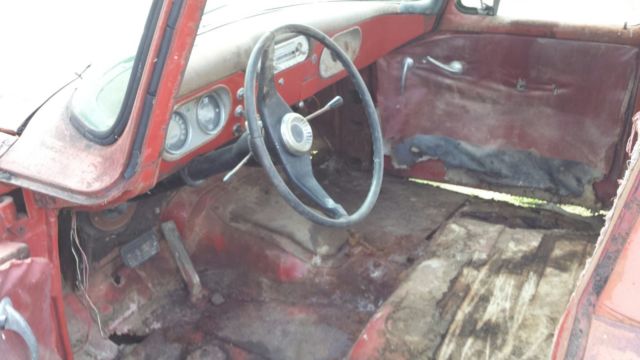 1961 Studebaker 1/2 ton pickup - photo 5