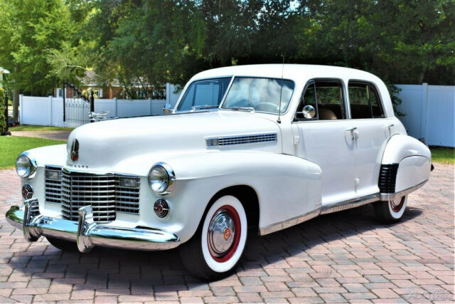 1941 Cadillac Fleetwood Breath takeing Series 60 - photo 3