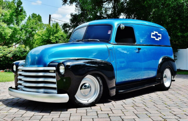 1950 Chevrolet Custom Panel Delivery 350V-8 A/C - photo 2