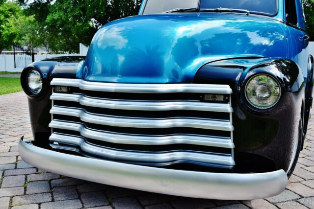 1950 Chevrolet Custom Panel Delivery 350V-8 A/C - photo 5