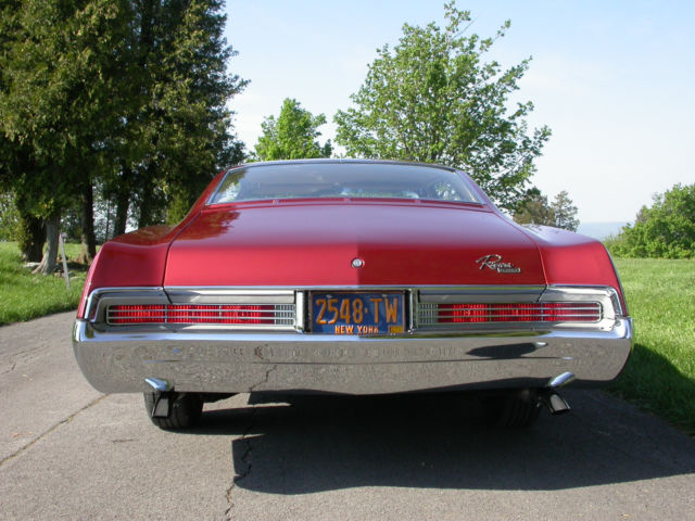 1966 Buick Riviera - photo 10