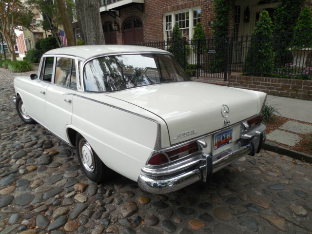 1966 Mercedes-Benz 200-Series - photo 7