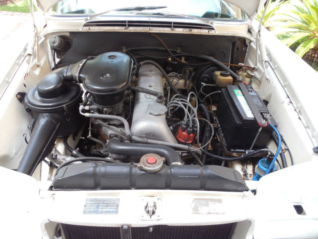 1966 Mercedes-Benz 200-Series - photo 8