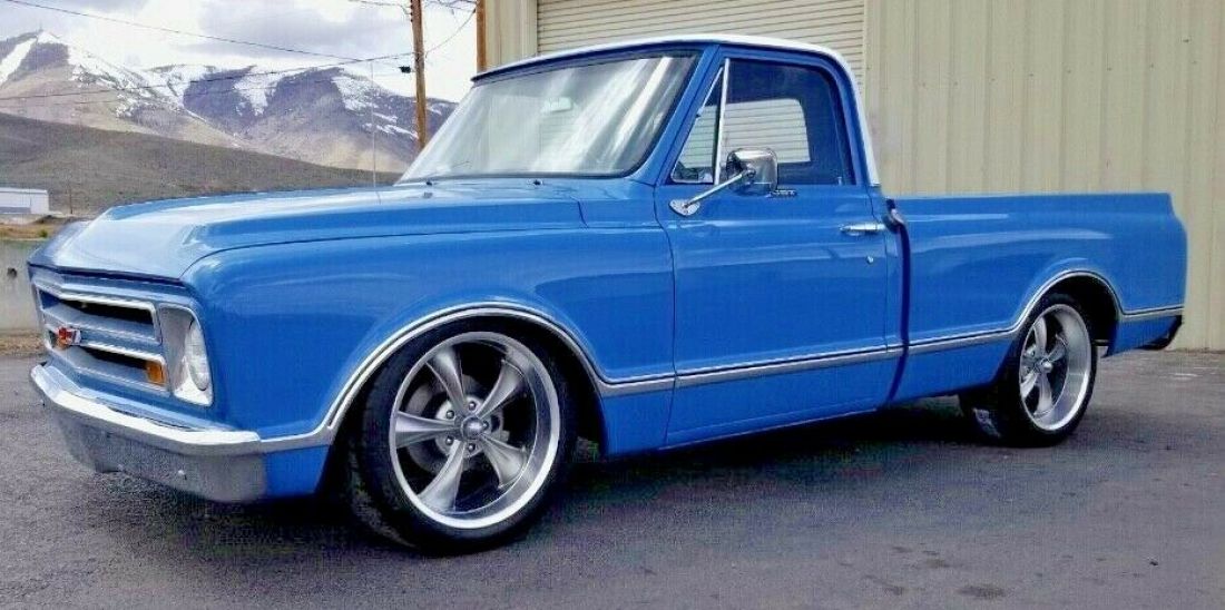 STUNNING 1967 Chevrolet C-10 Shortbed Pickup - Beautiful Truck ! 1967 Chevrolet C-10