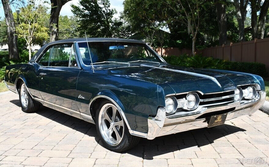 1967 Oldsmobile Cutlass One Family-Owned Bucket Seats documents. - photo 3
