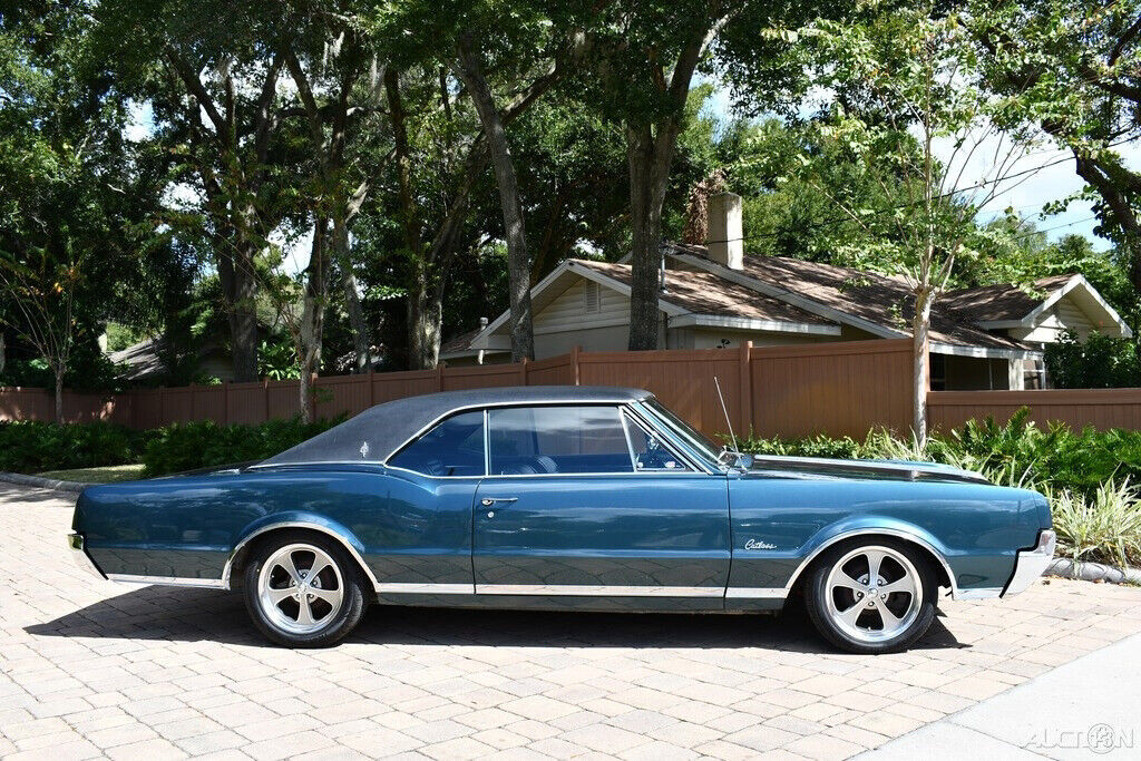 1967 Oldsmobile Cutlass One Family-Owned Bucket Seats documents. - photo 5
