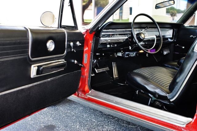 1968 Chrysler 300 Series Convertible - photo 7